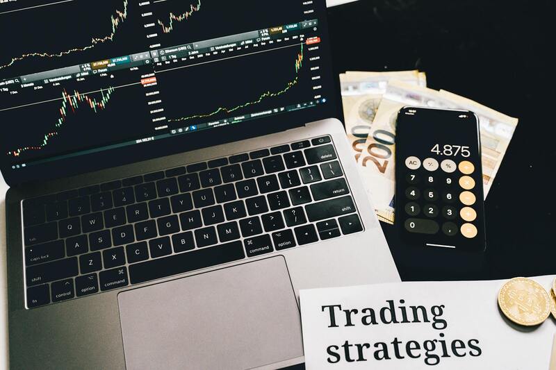 How Do Proprietary Trading Firms Work: An In-Depth Explanation